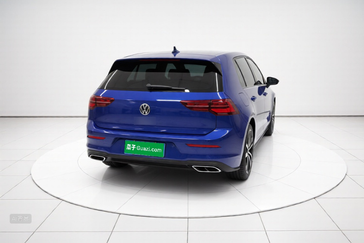 Volkswagen Golf 2021 car image #6