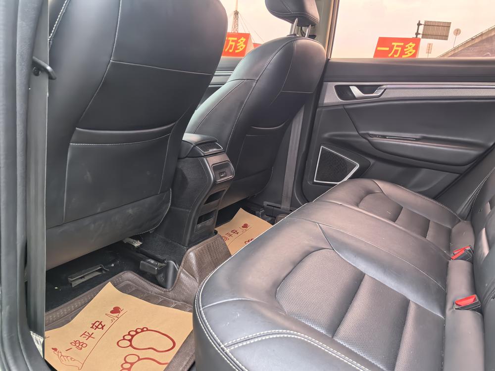 GEELY Emgrand GS 2017 car image #25
