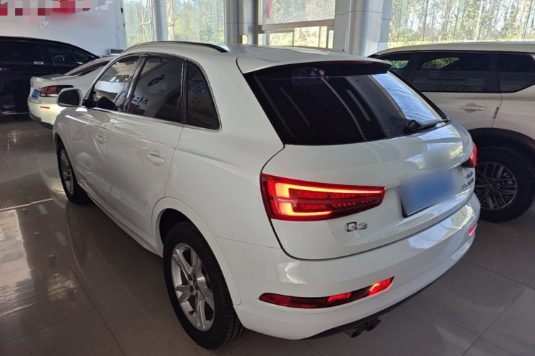Audi Q3 2019 #5 Audi Q3 2019 car image #5