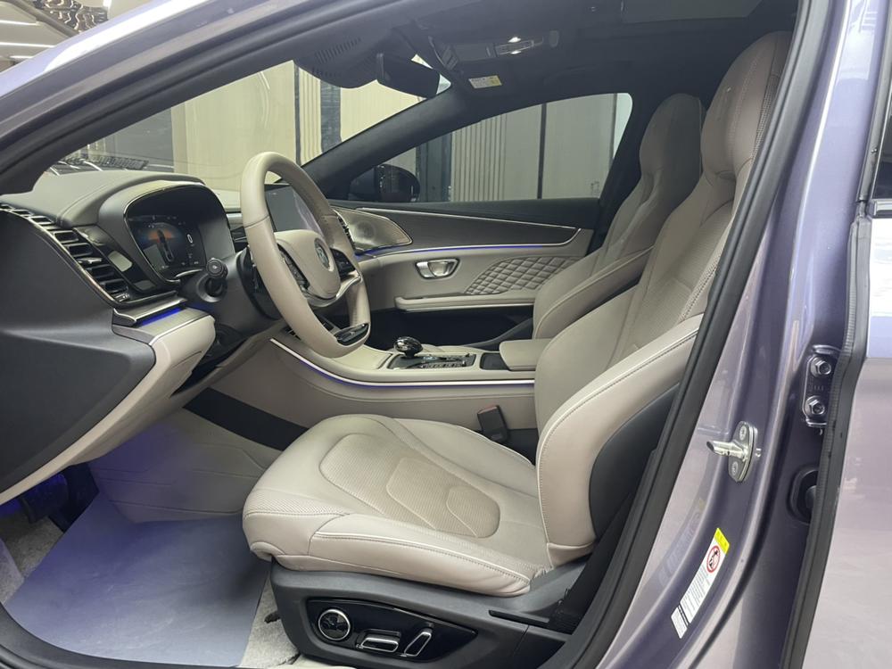 BYD Han 2024 car image #24