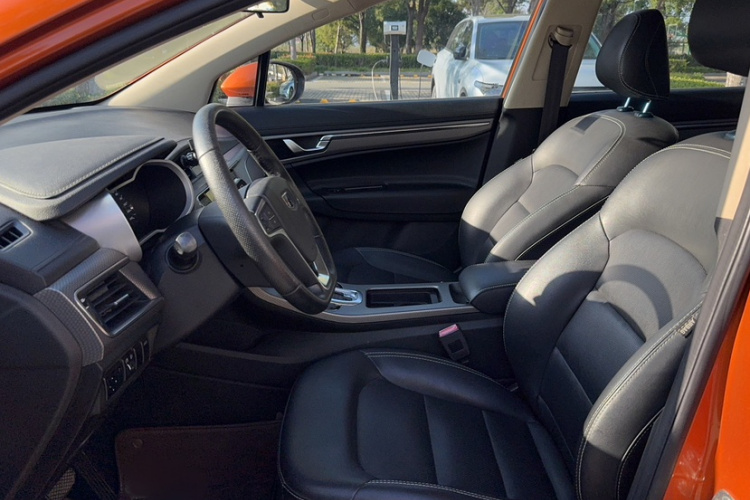 GEELY Emgrand GS 2016 صورة سيارة #18