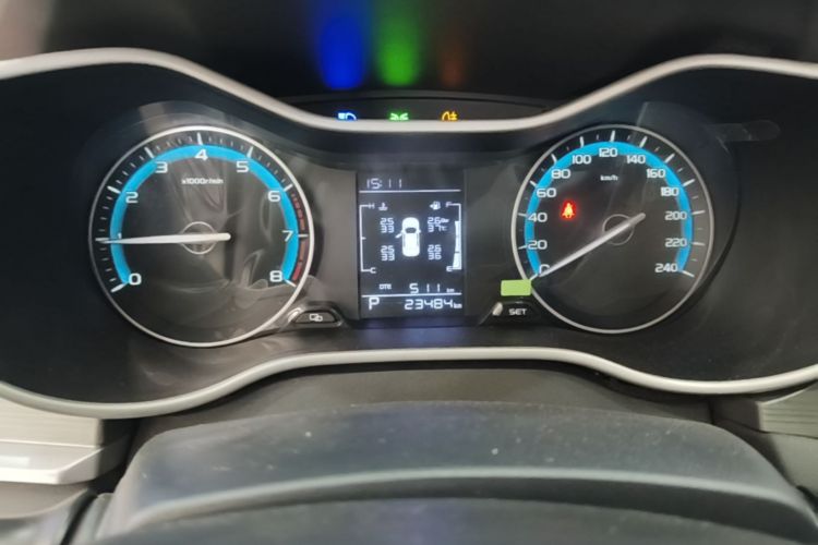 GEELY Emgrand 2022 car image #12
