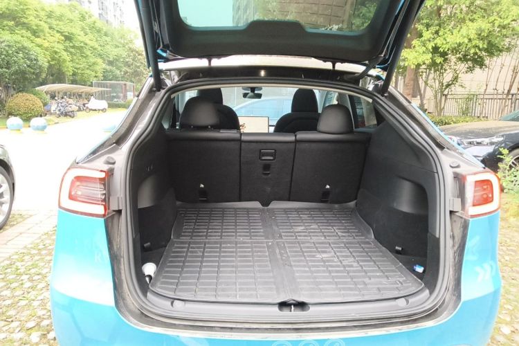 Tesla Model Y 2024 #21 Tesla Model Y 2024 imagen de coche #21