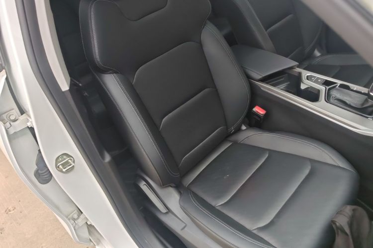 GEELY Emgrand 2023 #24 GEELY Emgrand 2023 car image #24