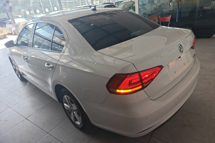 Volkswagen Lavida 2022 car image #5