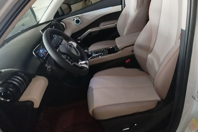 BYD Yuan Plus 2023 #15 BYD Yuan Plus 2023 car image #15