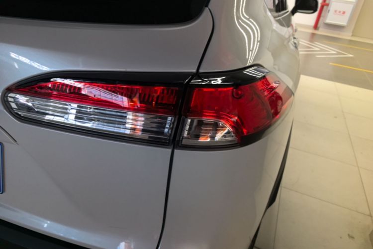 Toyota Corolla Cross 2024 car image #8