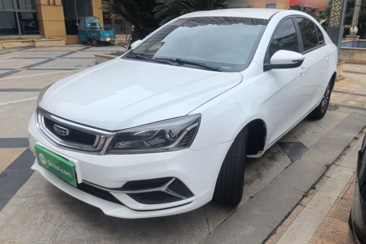 GEELY Emgrand 2019 car image #2