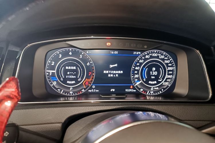 Volkswagen Golf 2020 car image #12