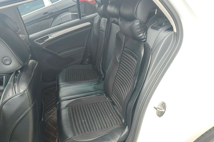Volkswagen Golf 2019 #17 Volkswagen Golf 2019 car image #17