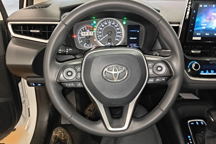 Toyota Corolla 2020 #15 Toyota Corolla 2020 صورة سيارة #15