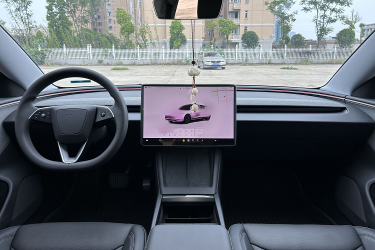 Tesla Model 3 2025 #9 Tesla Model 3 2025 car image #9