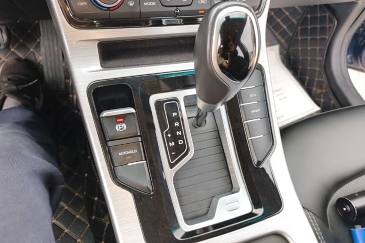 GEELY Emgrand GS 2020 car image #18