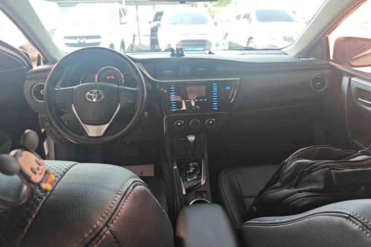 Toyota Corolla 2019 #10 Toyota Corolla 2019 car image #10