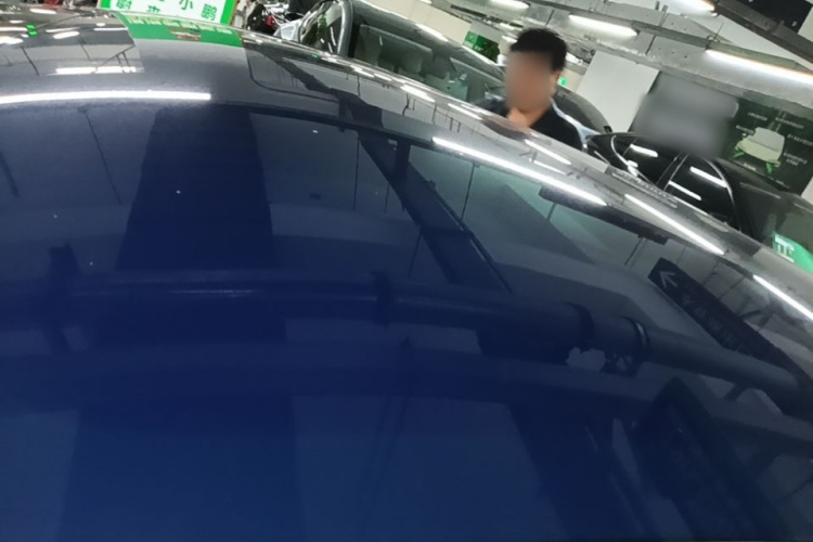 Tesla Model Y 2023 car image #25