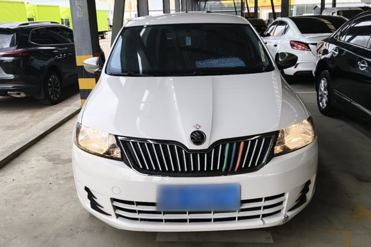 Skoda Rapid 2017 #3 Skoda Rapid 2017 car image #3