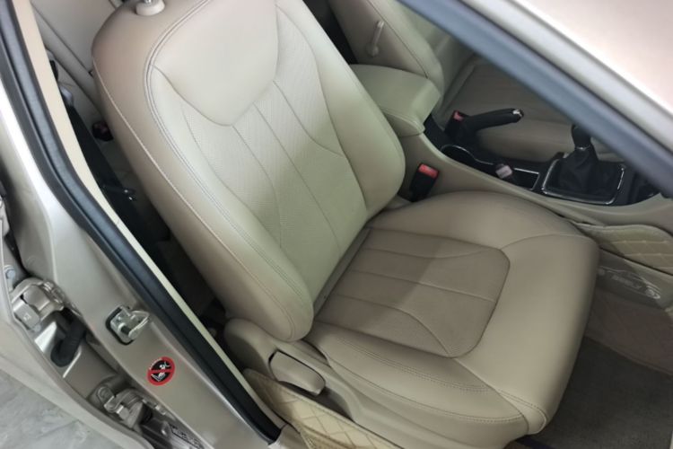 GEELY Emgrand 2017 #25 GEELY Emgrand 2017 immagine di auto #25