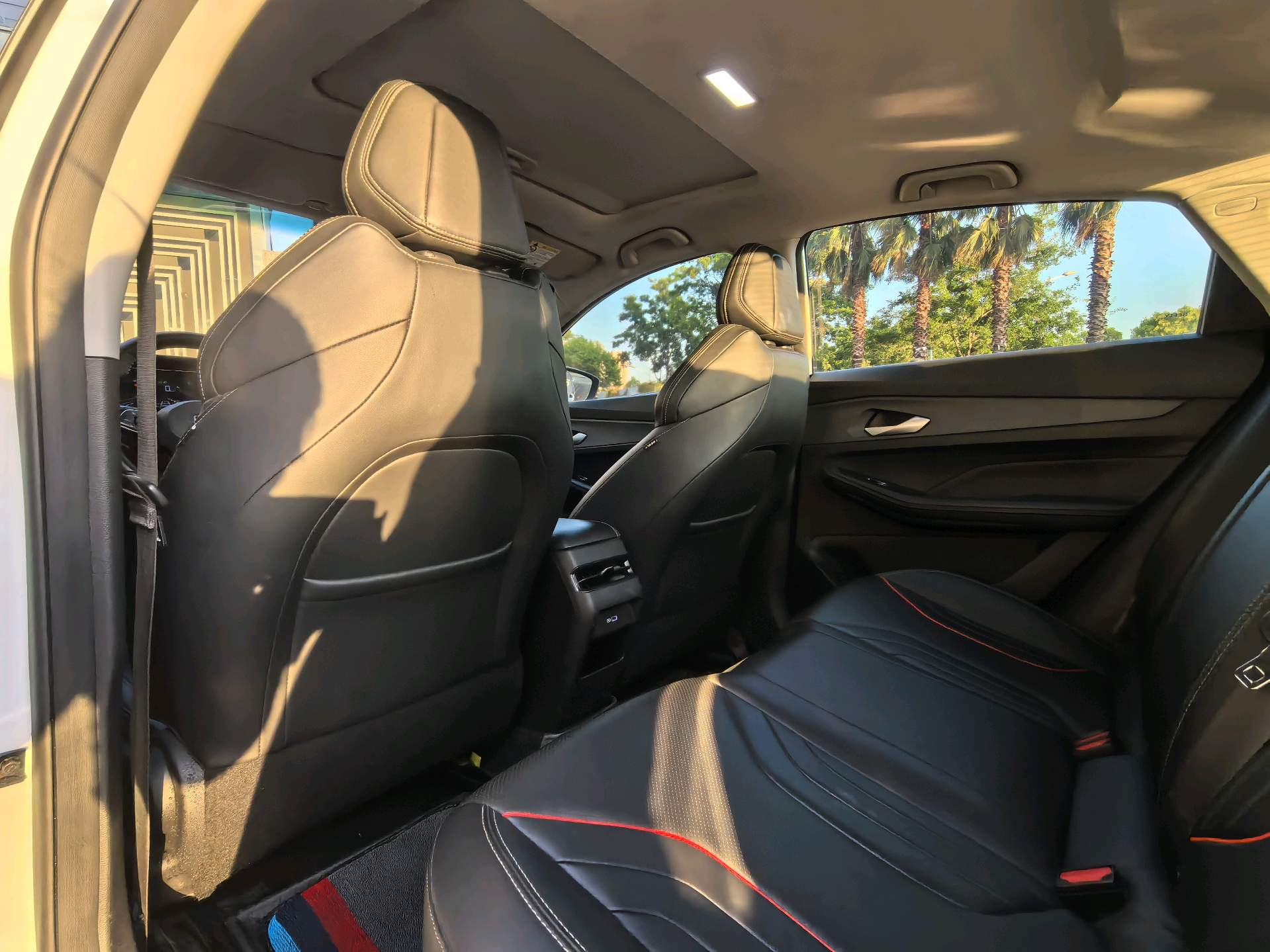 GEELY Binray 2023 car image #9