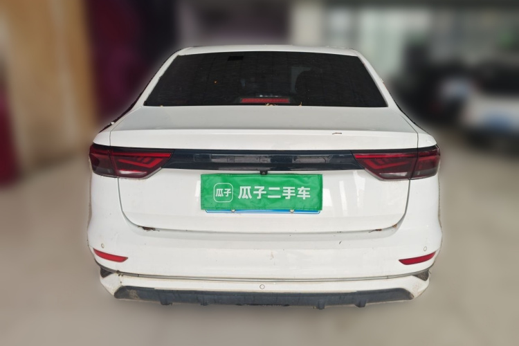 GEELY Emgrand 2022 #4 GEELY Emgrand 2022 car image #4
