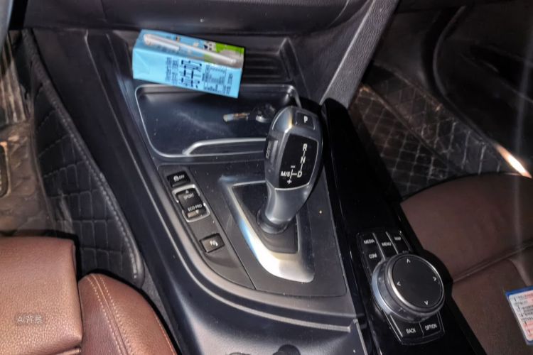 BMW 3 Series 2018 #16 BMW 3 Series 2018 immagine di auto #16