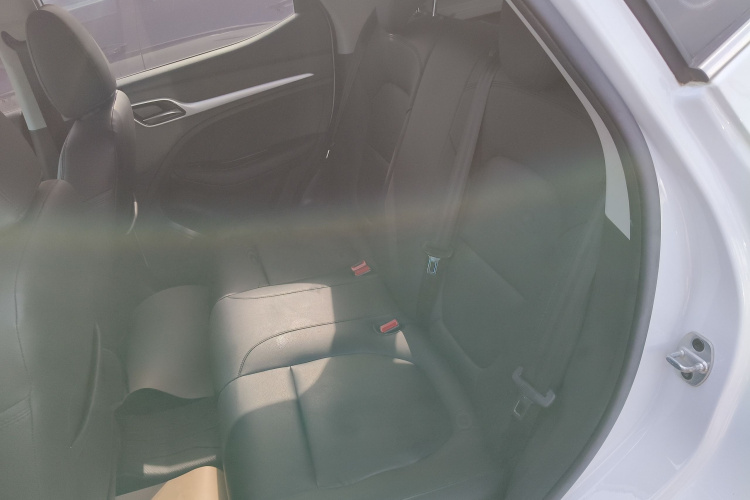 MG ZS 2019 صورة سيارة #17