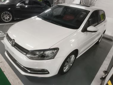 Volkswagen Polo 2018 car image 