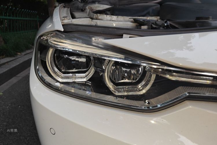 BMW 3 Series 2018 #8 BMW 3 Series 2018 car image #8