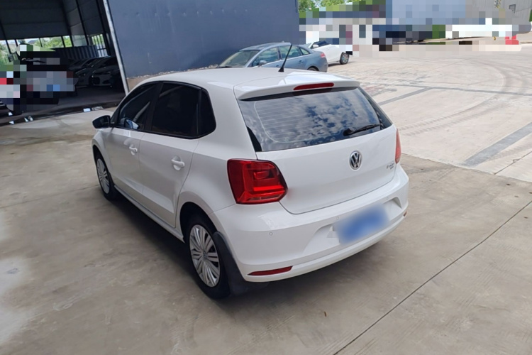 Volkswagen Polo 2016 car image #7