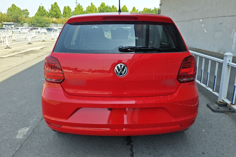 Volkswagen Polo 2017 car image #6