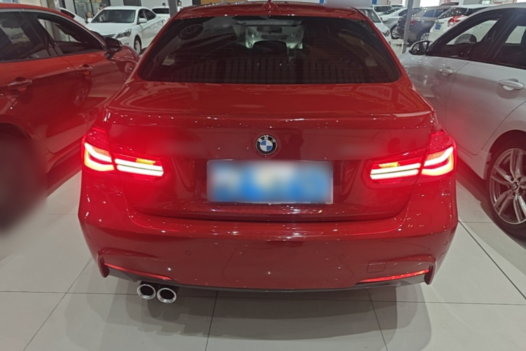 BMW 3 Series 2019 car image #6