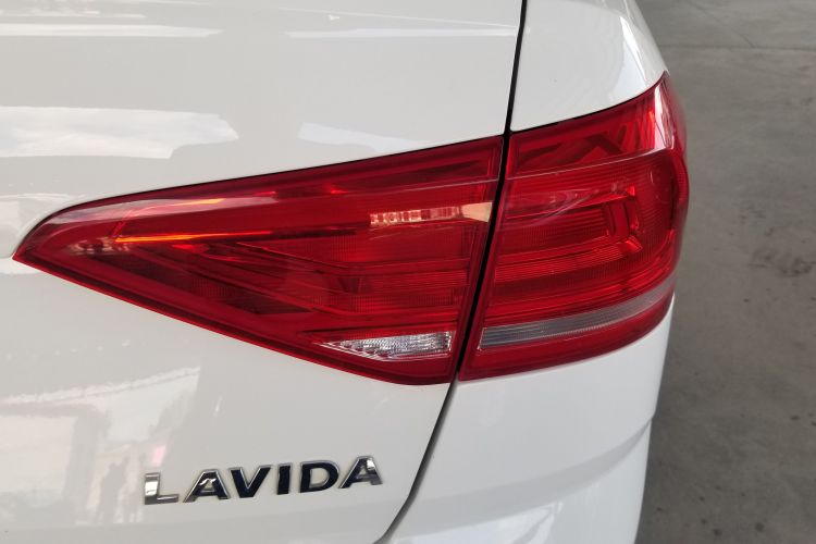 Volkswagen Lavida 2018 #8 Volkswagen Lavida 2018 car image #8