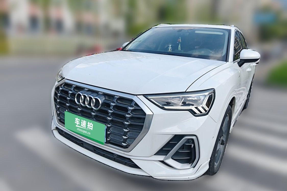 Audi Q3 2021 car image 