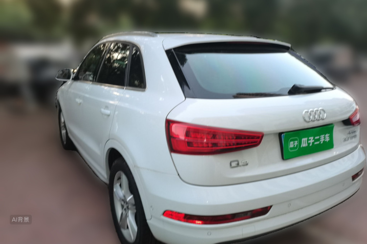 Audi Q3 2016 car image #5
