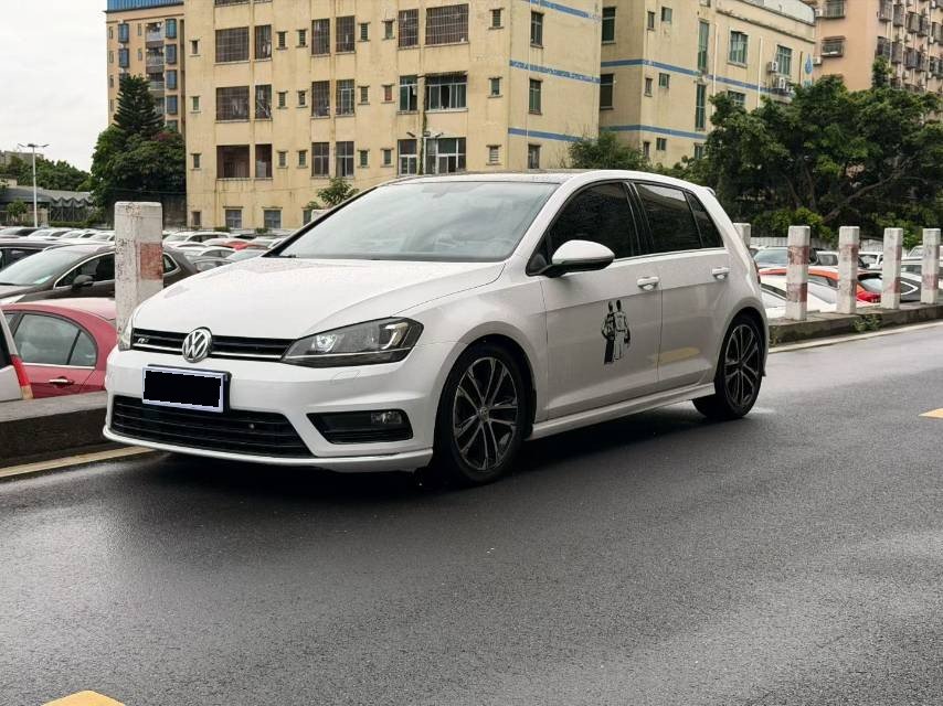 Volkswagen Golf 2016 car image 