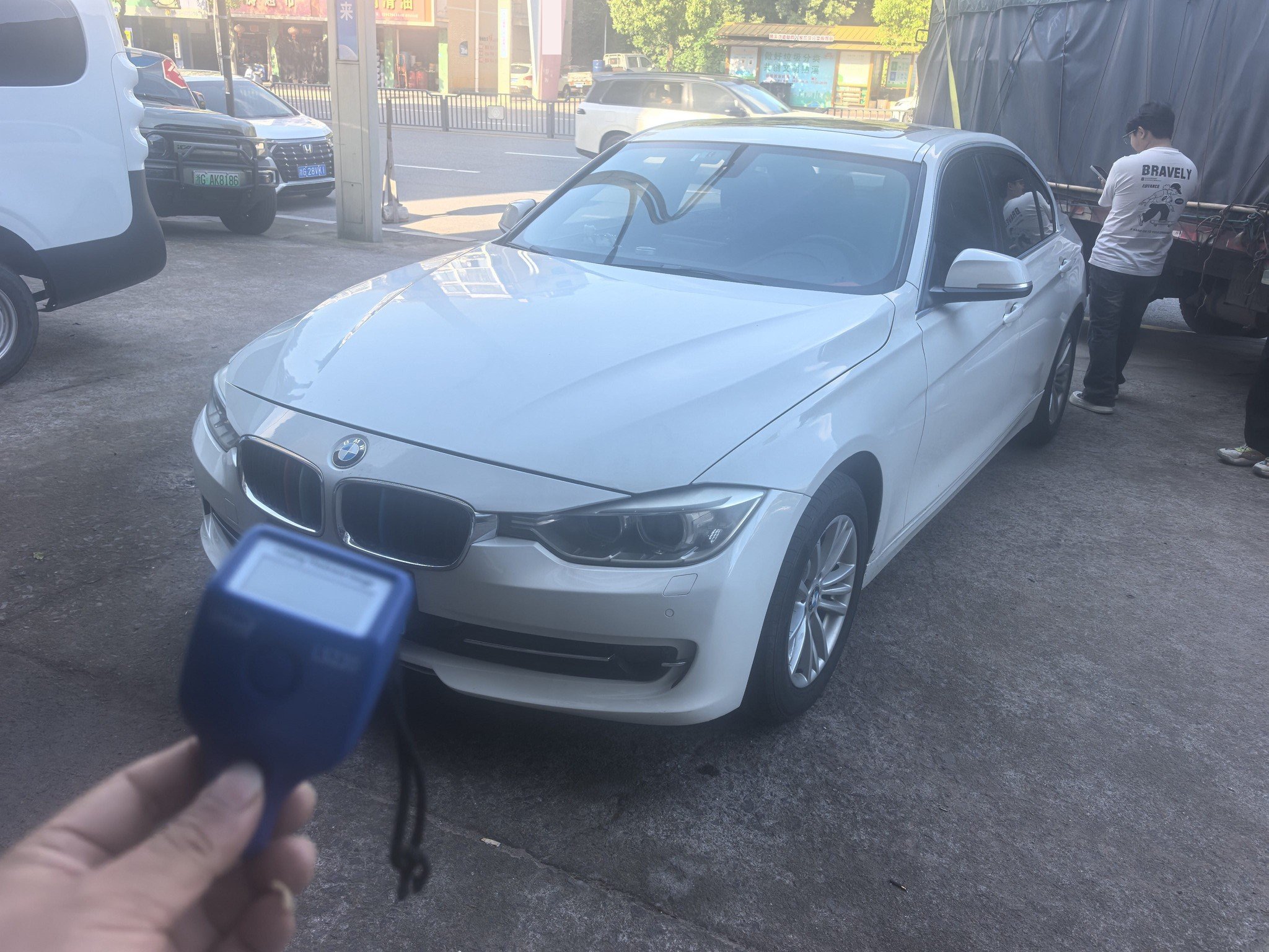 BMW 3 Series 2014 BMW 3 Series 2014 car image