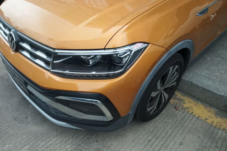Volkswagen T-Cross 2019 #22 Volkswagen T-Cross 2019 car image #22