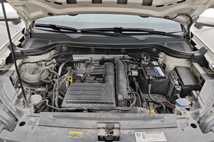 Volkswagen Tharu 2020 car image #22