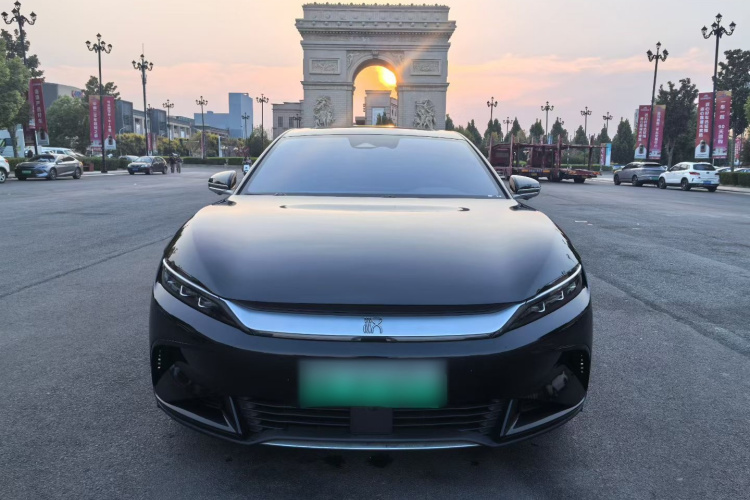 BYD Han 2023 car image #12