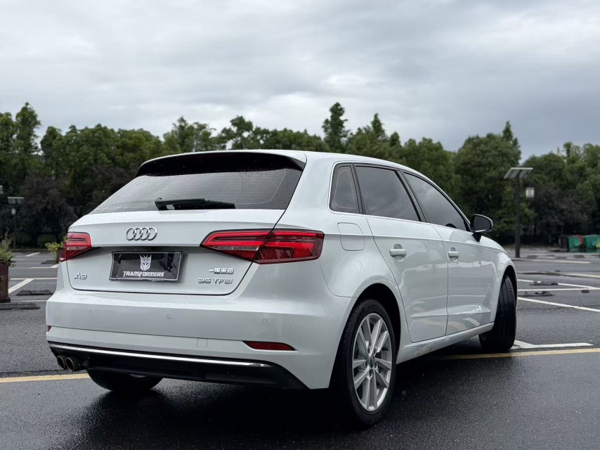 Audi A3 2020 car image #9