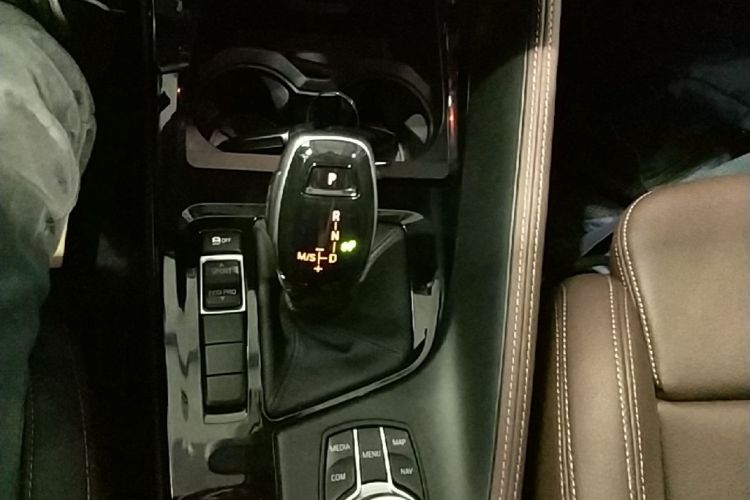 BMW X1 2020 car image #14
