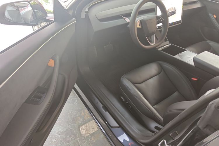 Tesla Model 3 2024 #12 Tesla Model 3 2024 car image #12
