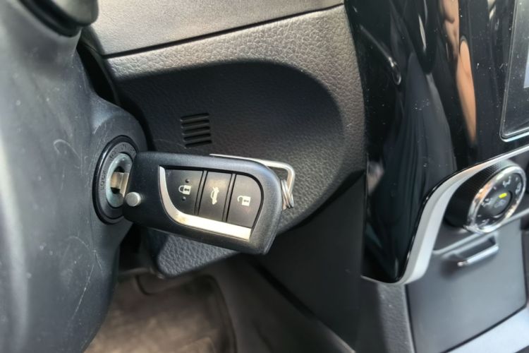 Toyota Corolla 2018 #10 Toyota Corolla 2018 car image #10
