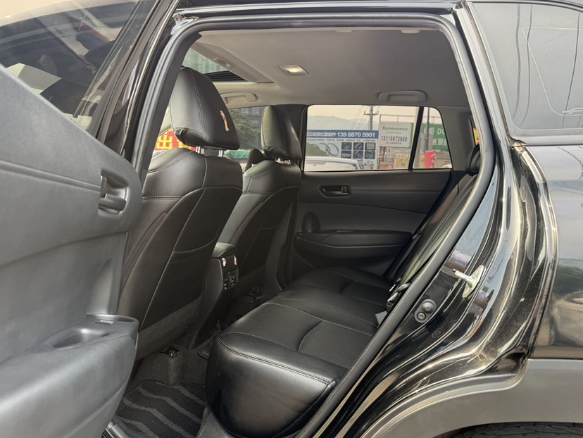 Toyota Corolla Cross 2022 immagine di auto #6