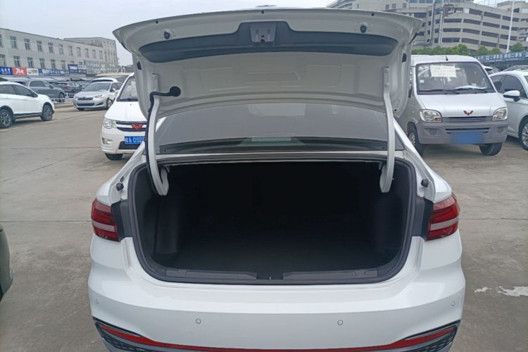 Volkswagen Lavida 2025 car image #19