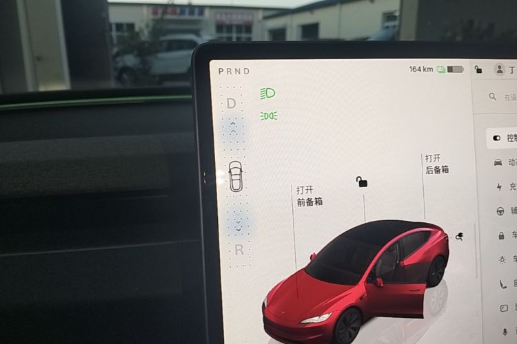Tesla Model 3 2024 car image #14