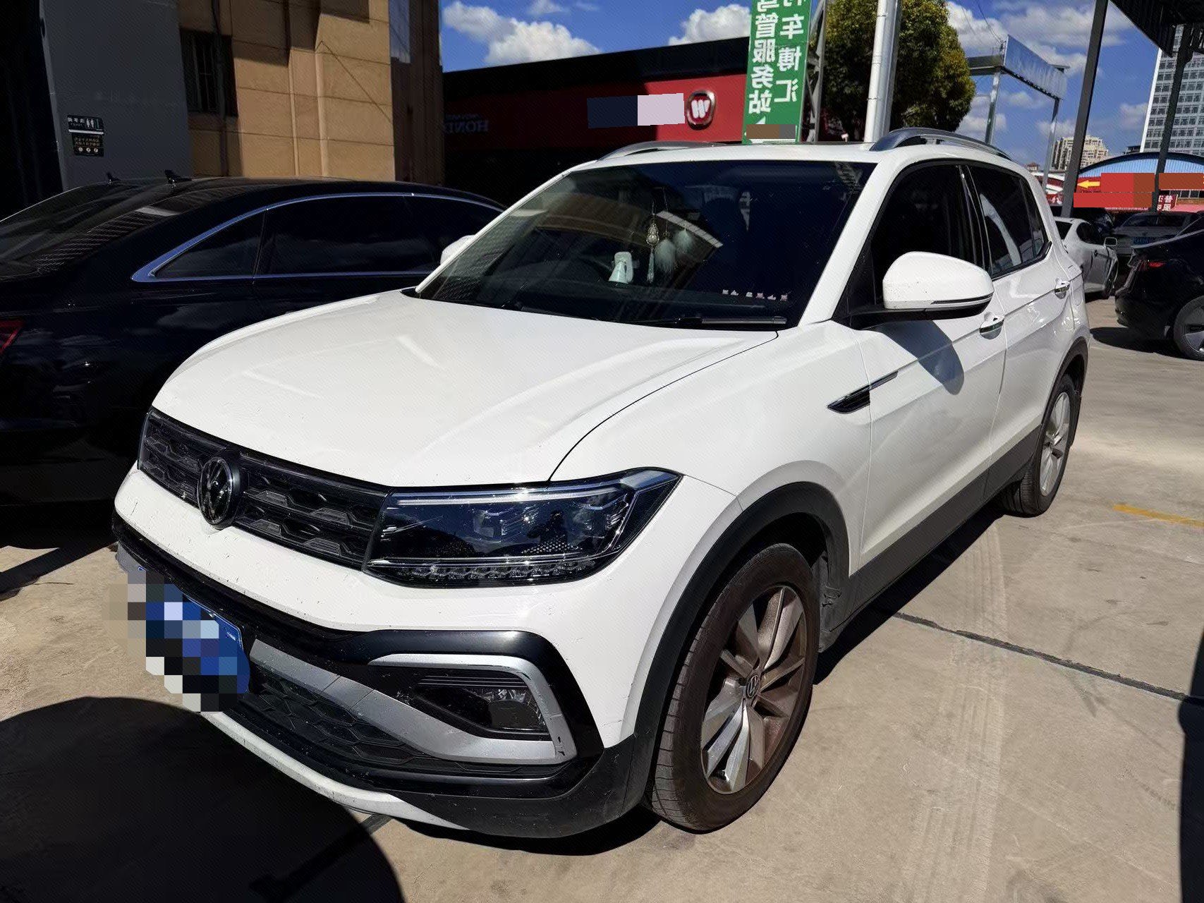 Volkswagen T-Cross 2022 car image 