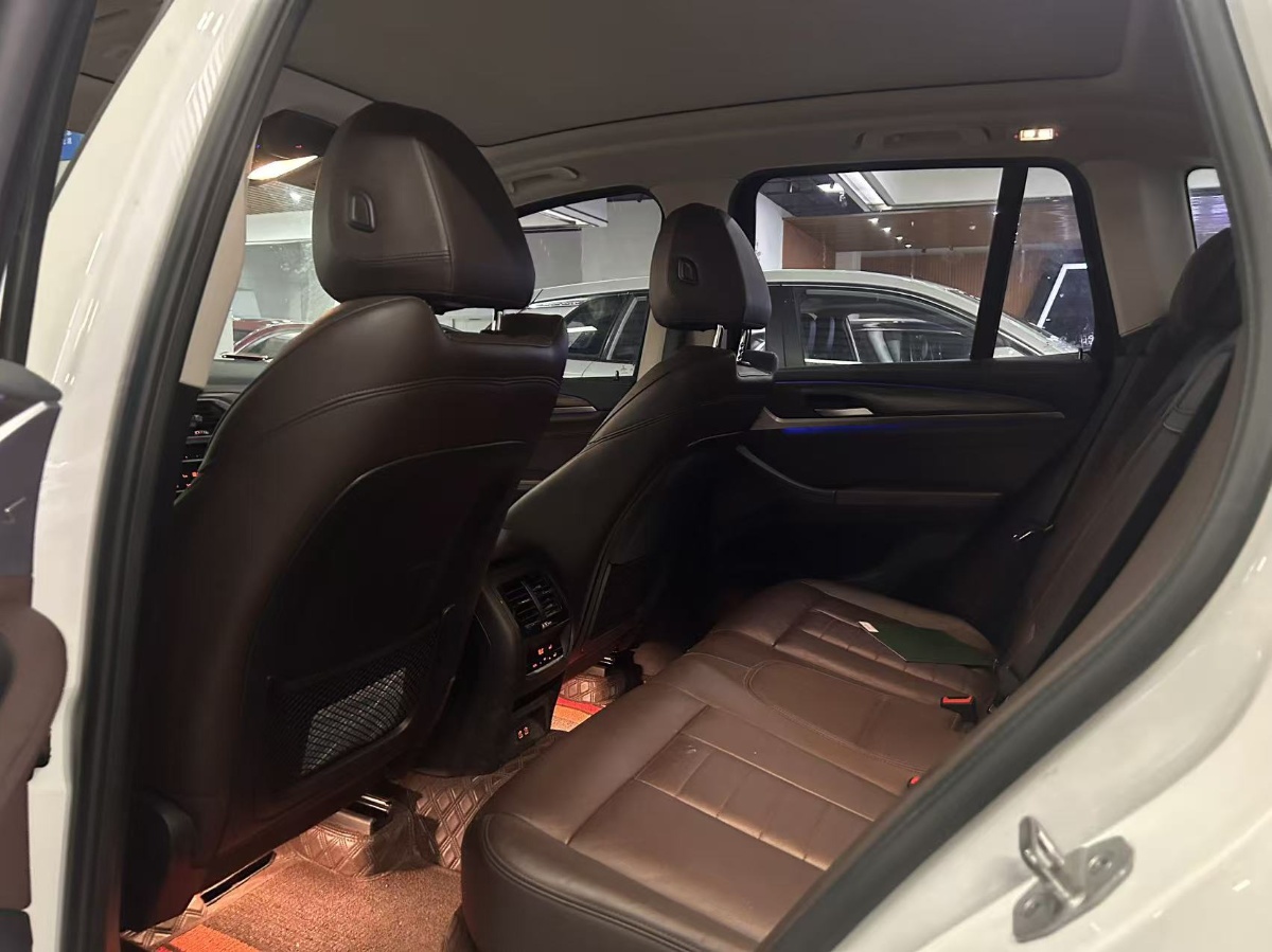 BMW X3 2021 #4 BMW X3 2021 car image #4
