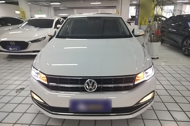 Volkswagen Bora 2020 car image #3