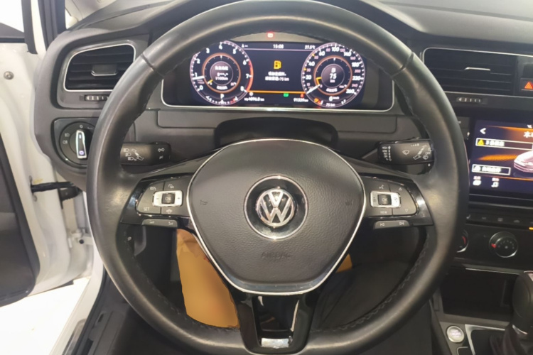 Volkswagen Golf 2019 #11 Volkswagen Golf 2019 car image #11