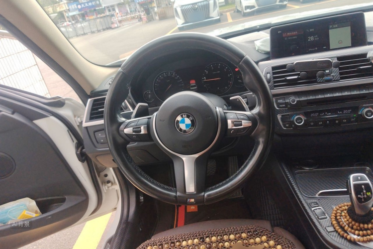 BMW 3 Series 2017 #12 BMW 3 Series 2017 car image #12